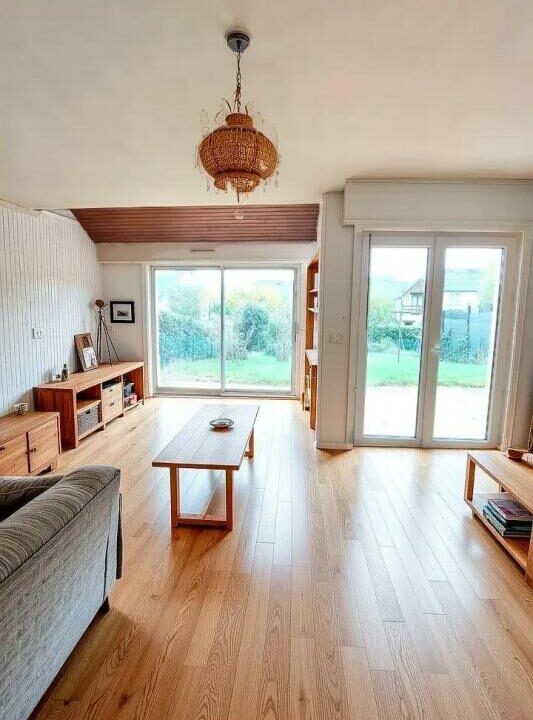 35009_CM-279-08112025-043149