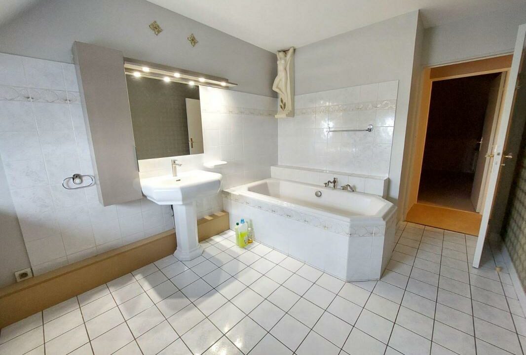 35009_CM-213-27032026-033634-11